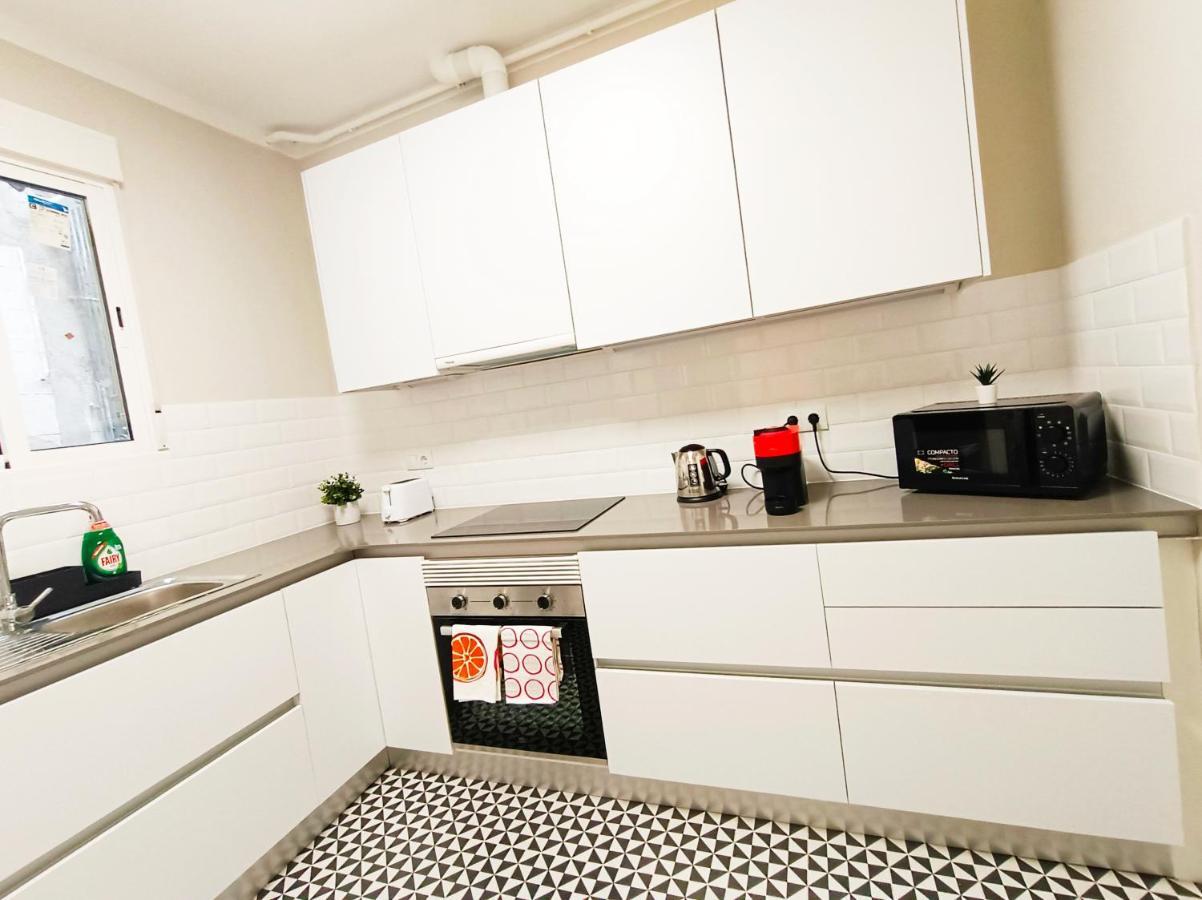 By Plaza Catalunya Rooms Barcelona Ngoại thất bức ảnh